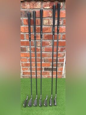 Ping G2 Irons with Graphite Shafts